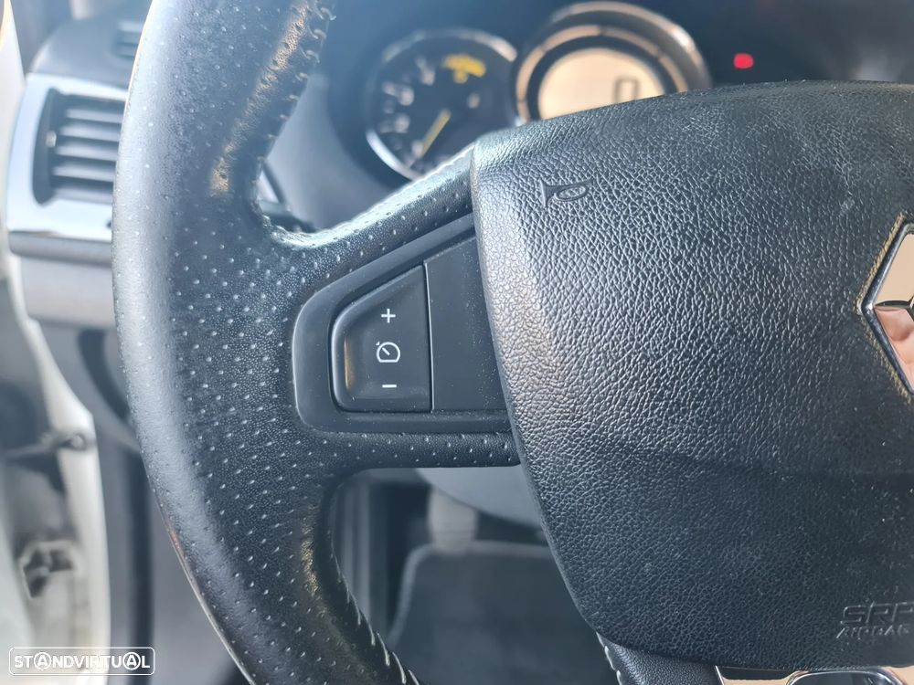 Renault Mégane Sport Tourer 1.5 dCi Bose Edition SS - 26