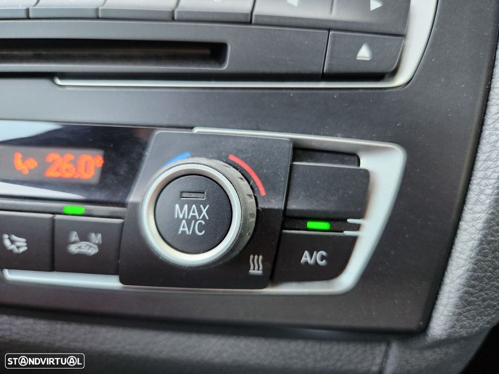 BMW 218 d Coupe Pack M - 29