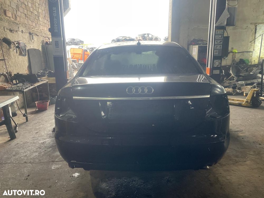 Lampa plafon 4F0947111 Audi A6 4F/C6 [2004 - 2008] 3.0 tdi BMK - 6