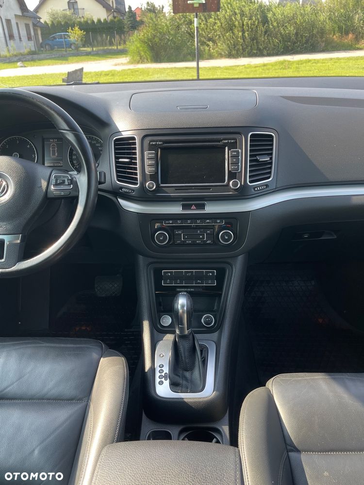 Volkswagen Sharan 2.0 TDI Highline DSG - 19