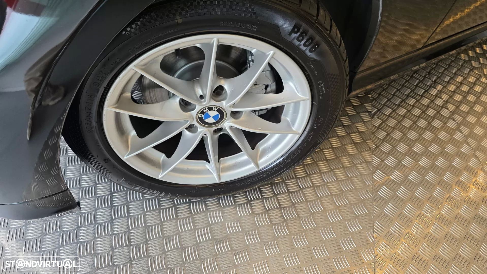 BMW 318 d Touring Navigation Sport - 26