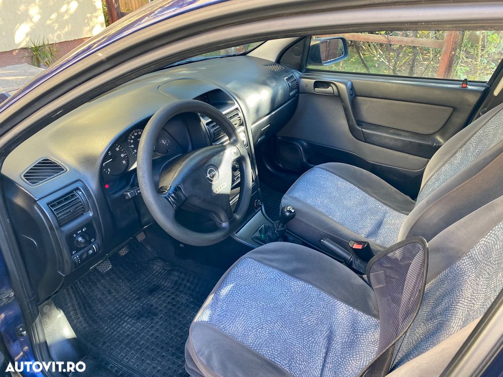 Opel Astra Classic 1.6i - 6