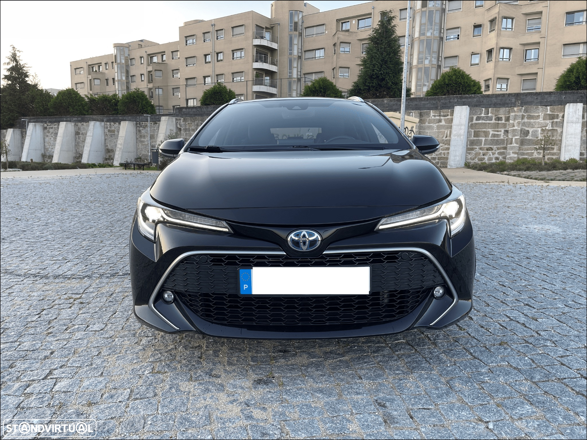 Toyota Corolla Touring Sports 1.8 Hybrid Exclusive - 2
