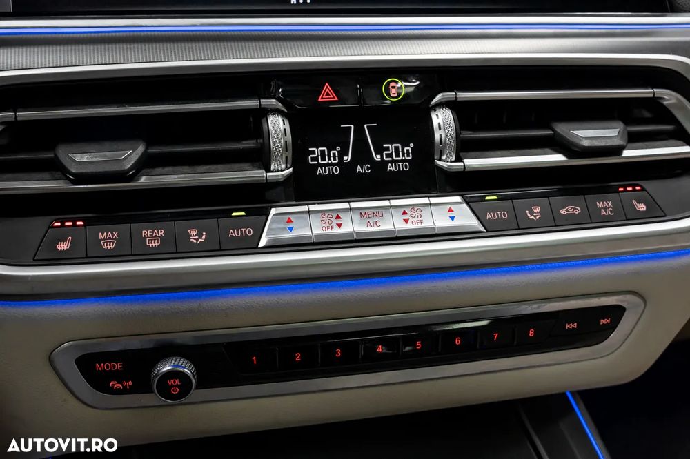 BMW X5 xDrive30d xLine - 33