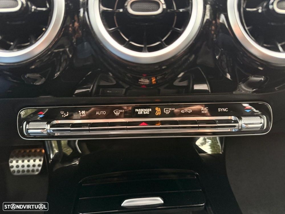 Mercedes-Benz A 180 d AMG Line Aut. - 33