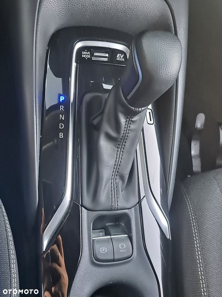 Toyota Corolla 1.8 Hybrid Style - 13