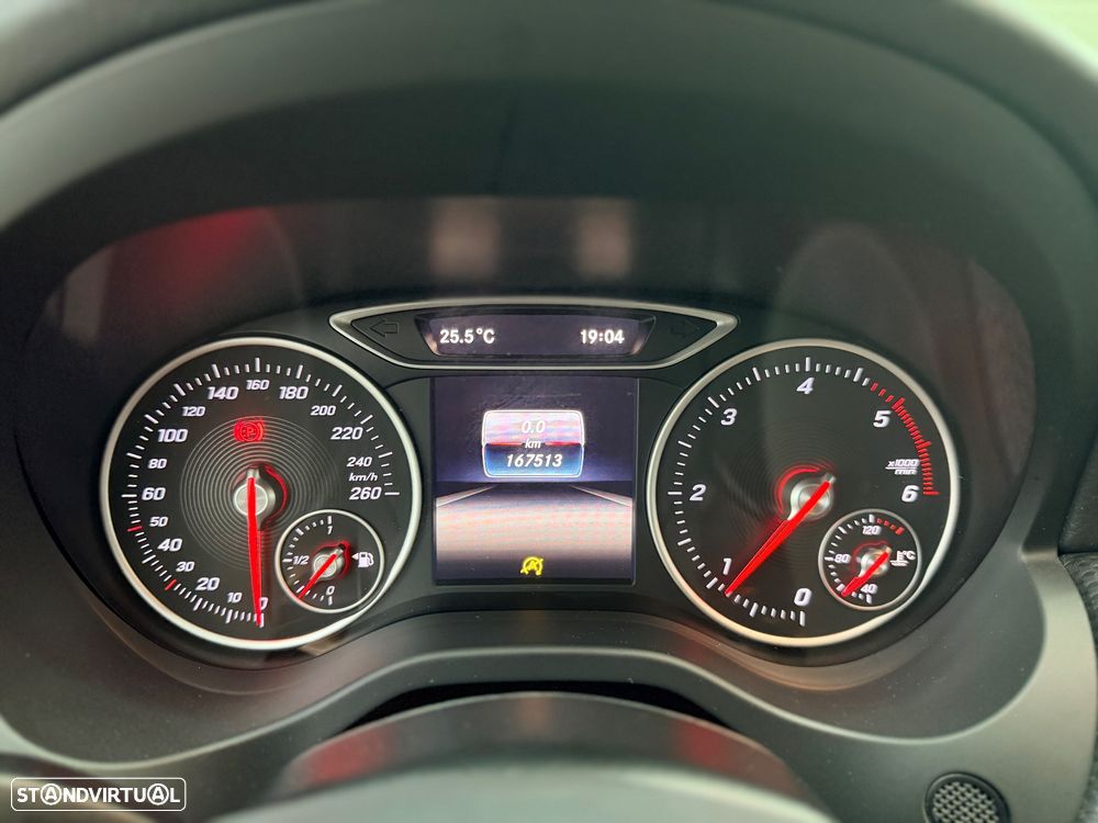 Mercedes-Benz A 180 d Urban - 29