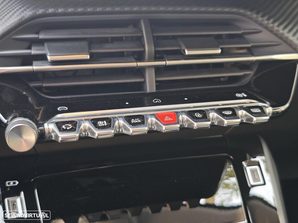 Peugeot e-208 51 kWh Allure - 29