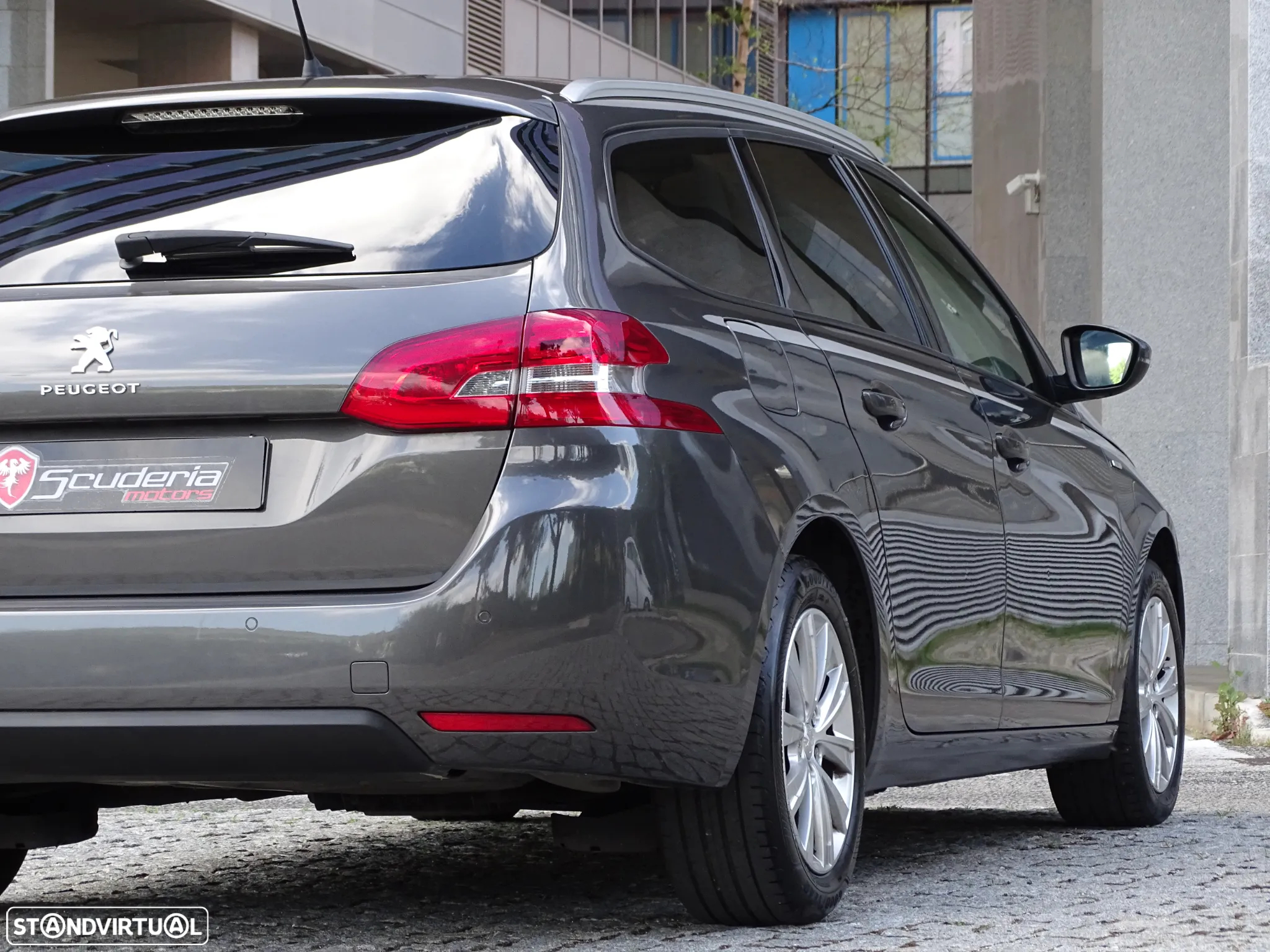 Peugeot 308 SW 1.5 BlueHDi Style - 18