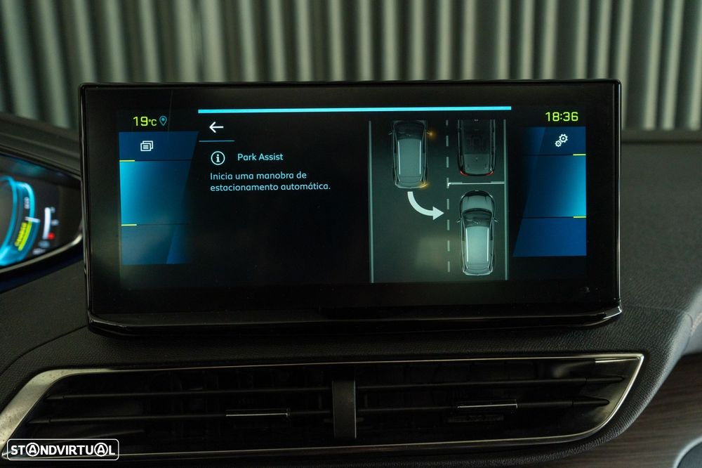 Peugeot 3008 1.6 Hybrid GT Pack e-EAT8 - 19