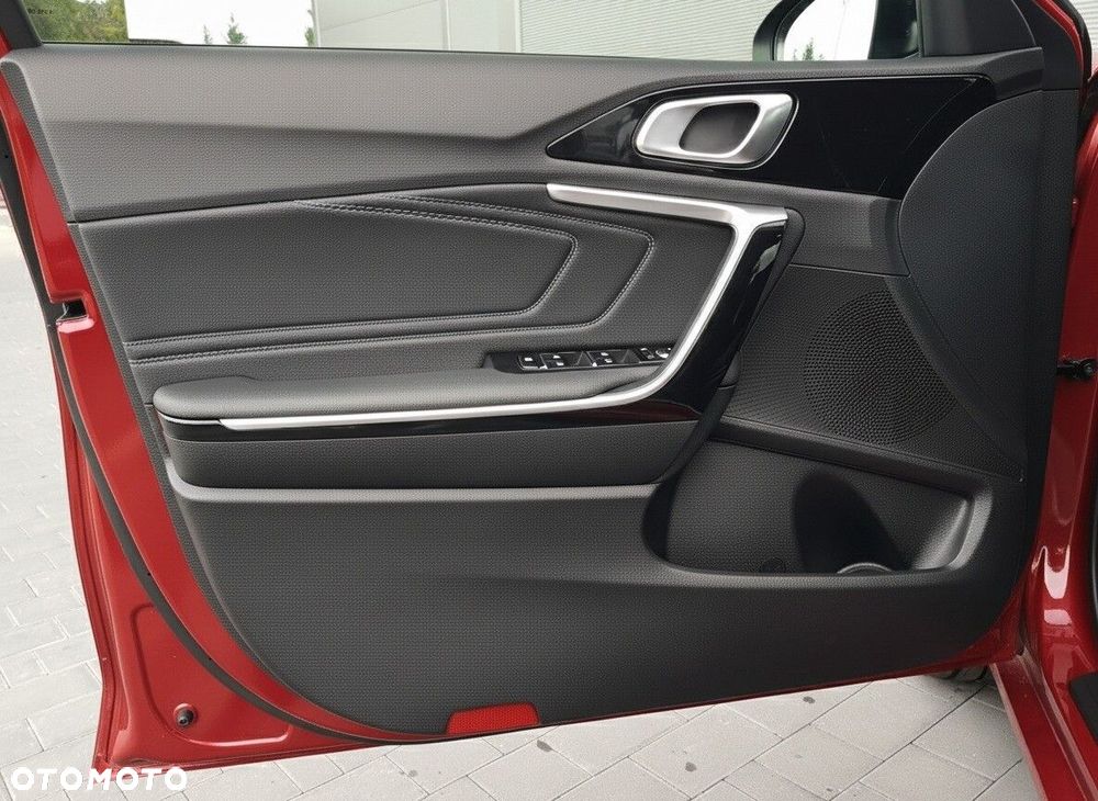 Kia XCeed 1.6 T-GDI Tribute DCT - 10