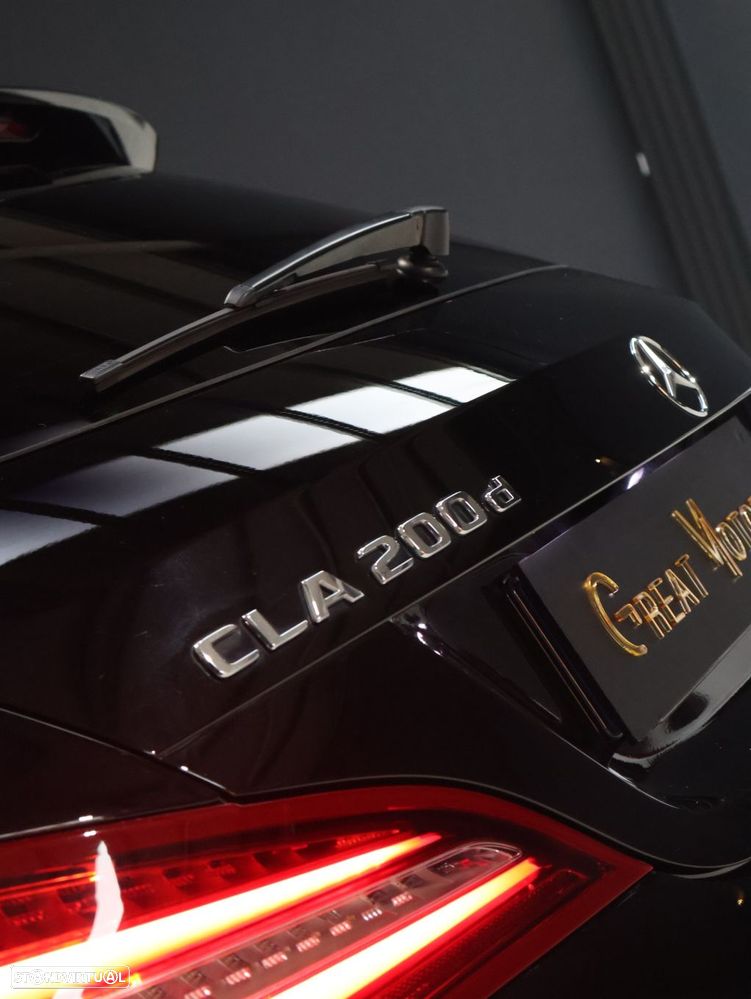 Mercedes-Benz CLA 200 d Shooting Brake AMG Line Aut. - 16