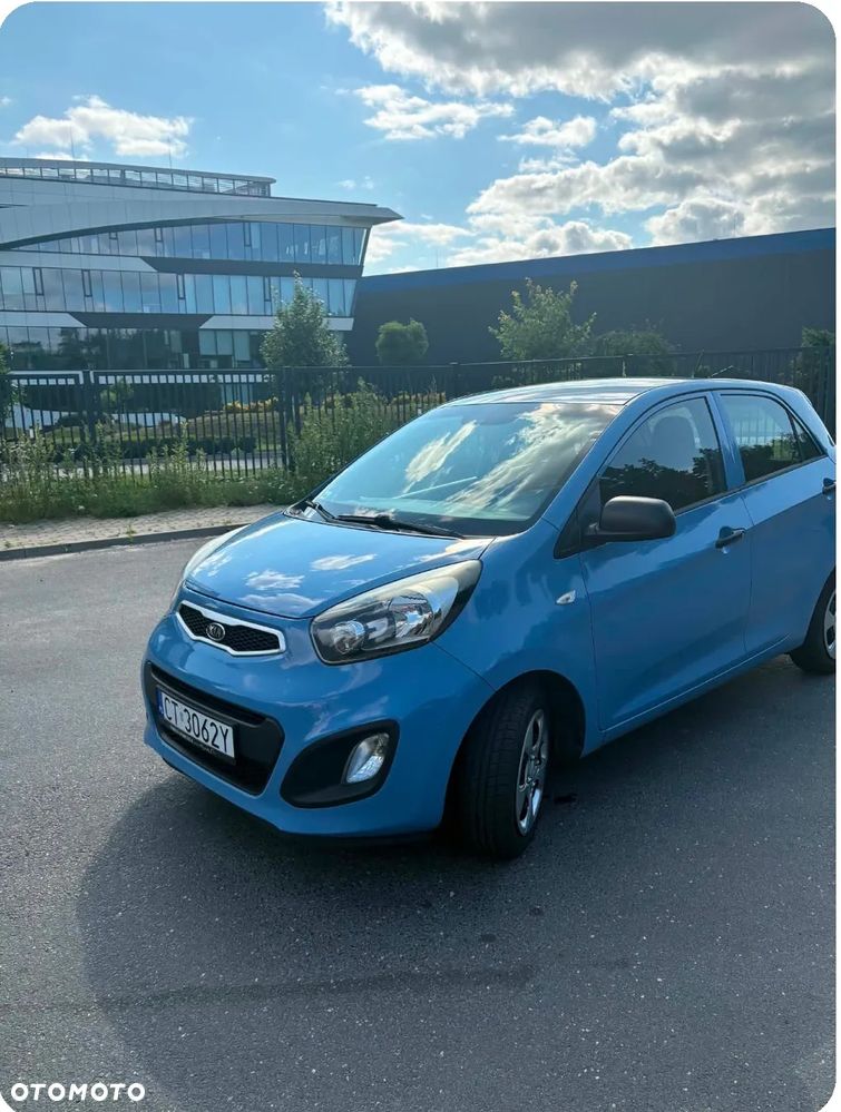 Kia Picanto 1.0 Fifa World Cup Edition - 3