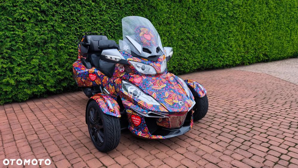 Can-Am Spyder - 2