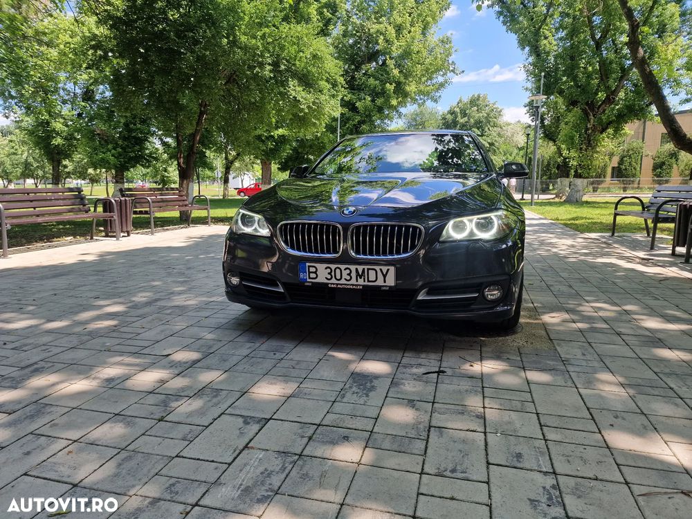 BMW Seria 5 520d Aut. Luxury Line - 22