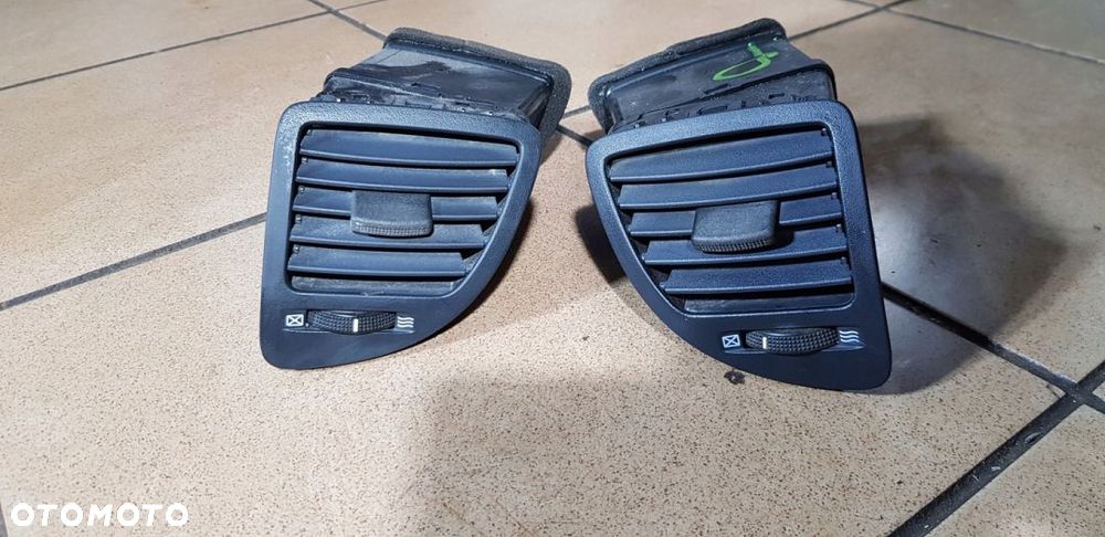 Kia Sportage II Kratka Nawiewu Lewa - 1