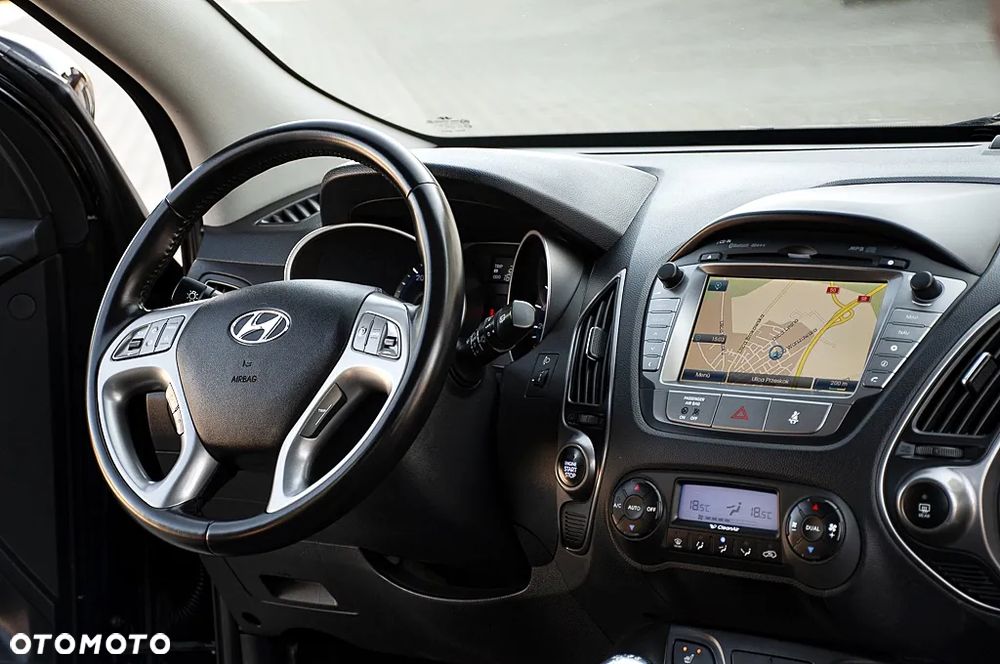 Hyundai ix35 2.0 CRDi 4WD Premium - 24