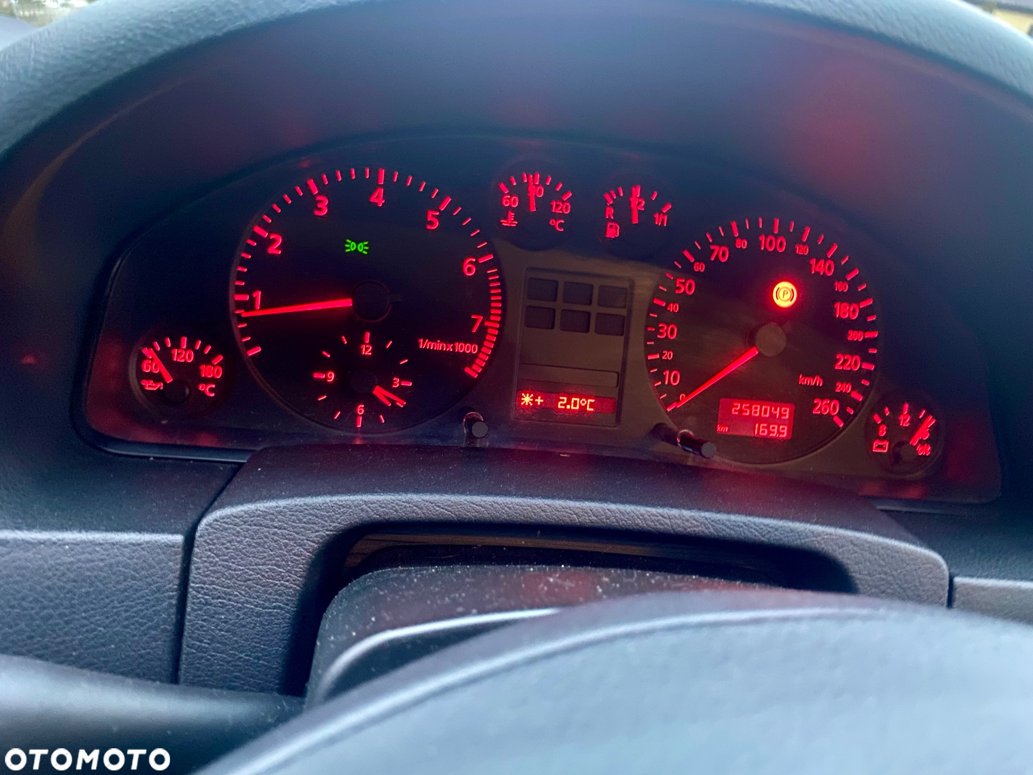 Audi A6 Avant 2.4 - 10