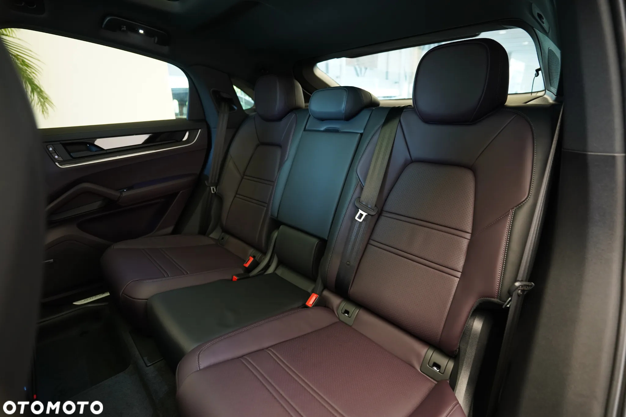 Porsche Cayenne Coupe S - 13
