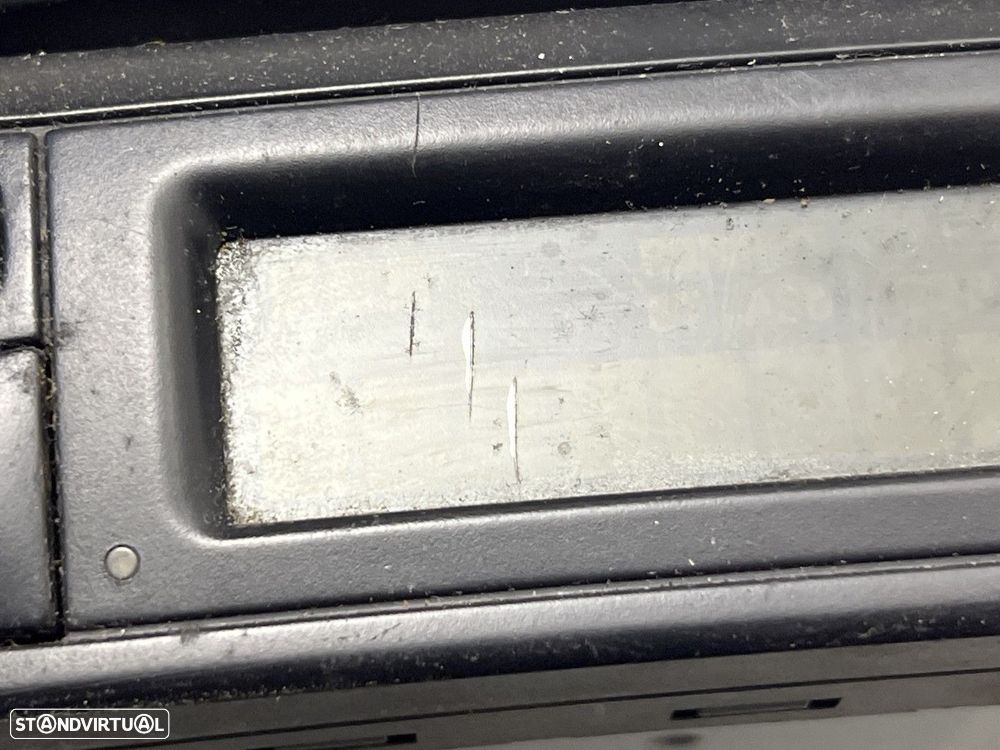 RADIO MERCEDES-BENZ VITO (W639) A2038202686 A 203 820 26 86 - 5