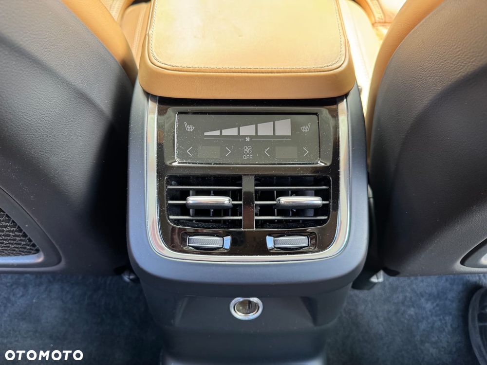 Volvo XC 90 T8 AWD Plug-In Hybrid Inscription 7os - 21