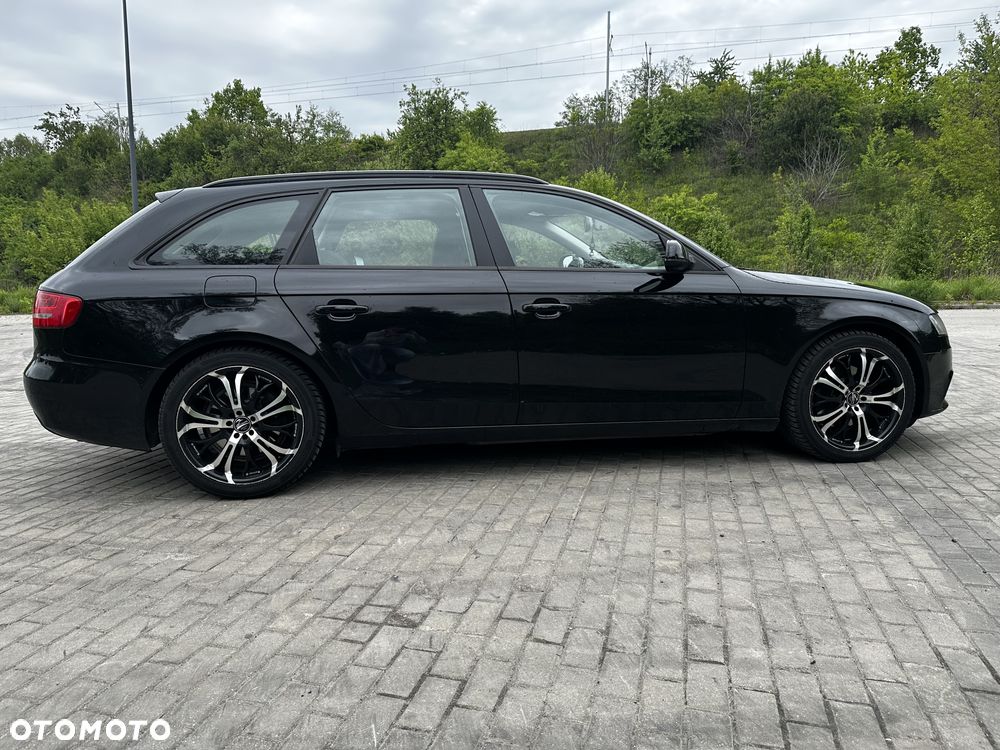 Audi A4 Avant - 4
