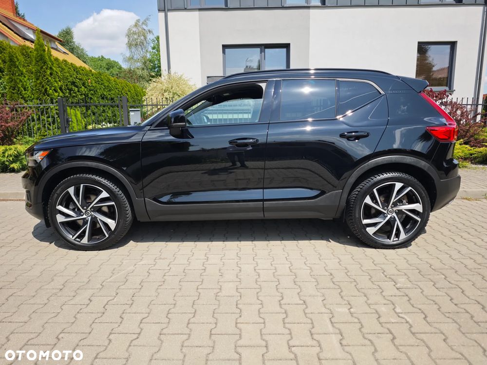 Volvo XC 40 T5 AWD Geartronic R-Design - 3