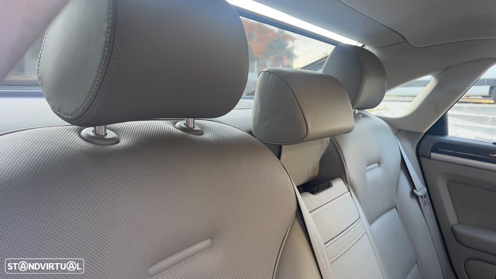 Audi A8 3.0 TDI V6 quattro Tiptronic - 23