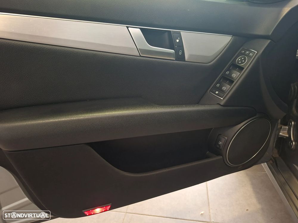 Mercedes-Benz C 220 - 9
