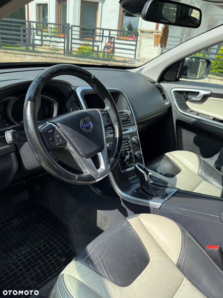 Volvo XC 60 D4 AWD Summum - 7