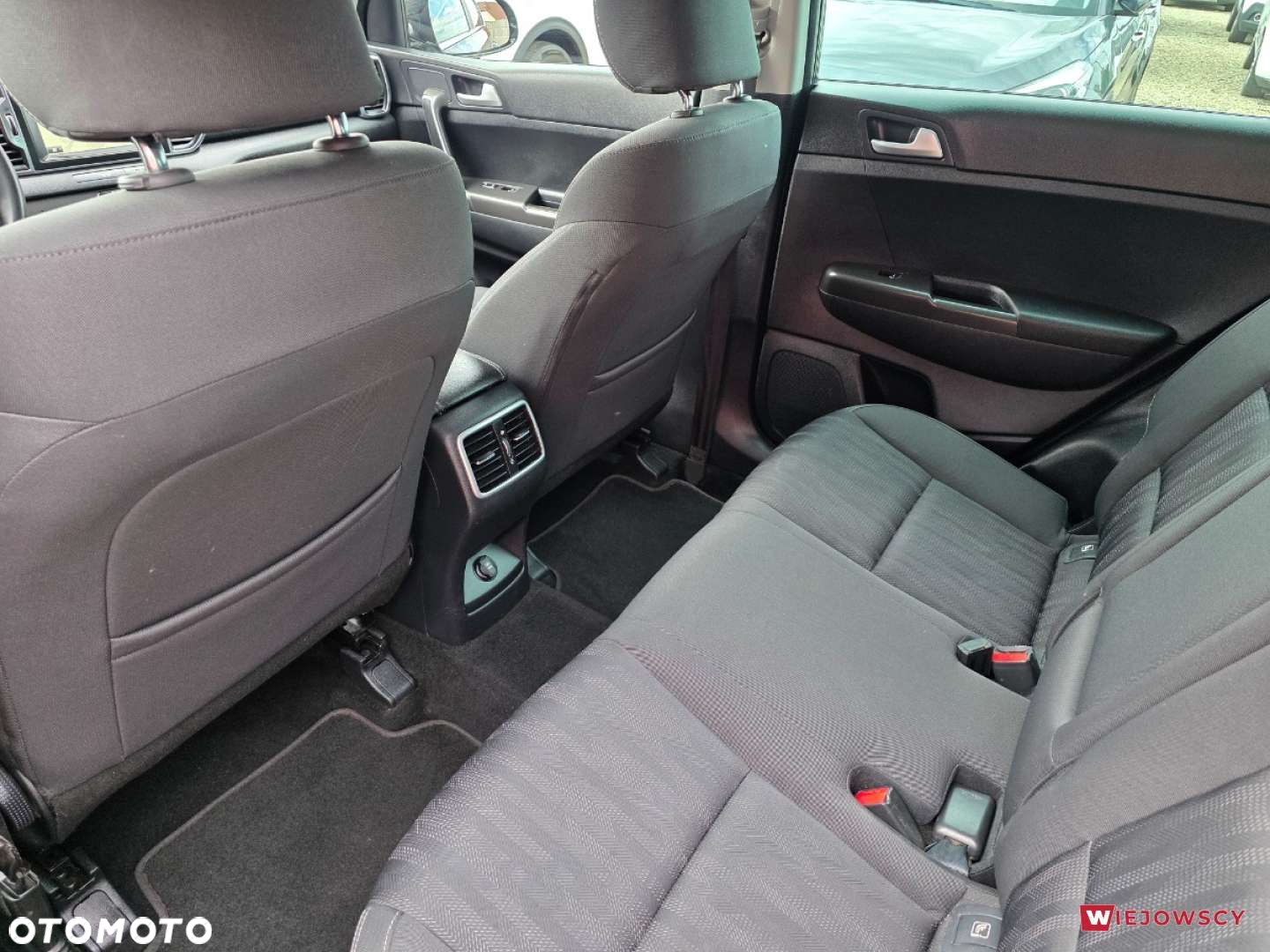 Kia Sportage - 14