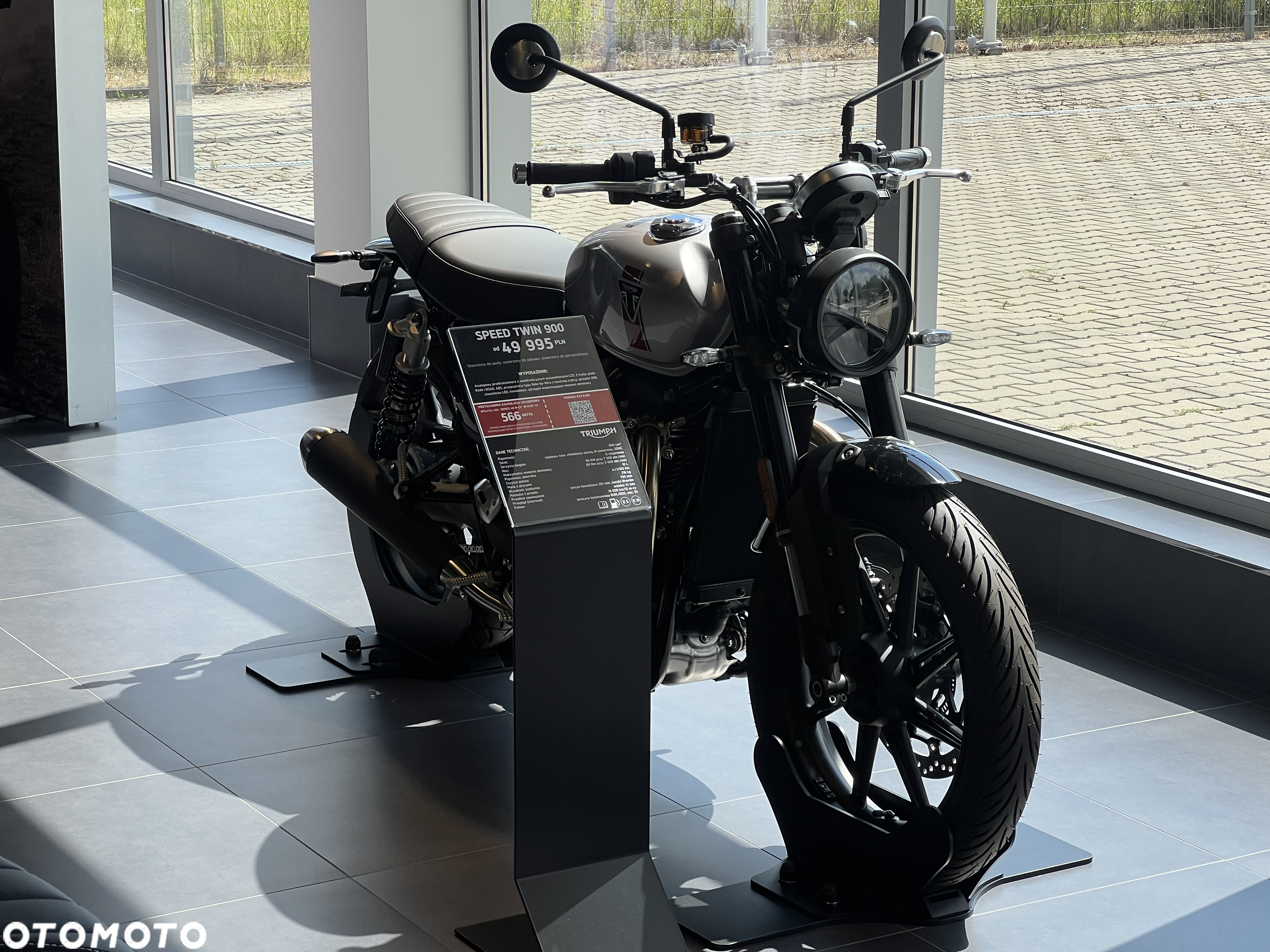 Triumph Speed Twin - 2