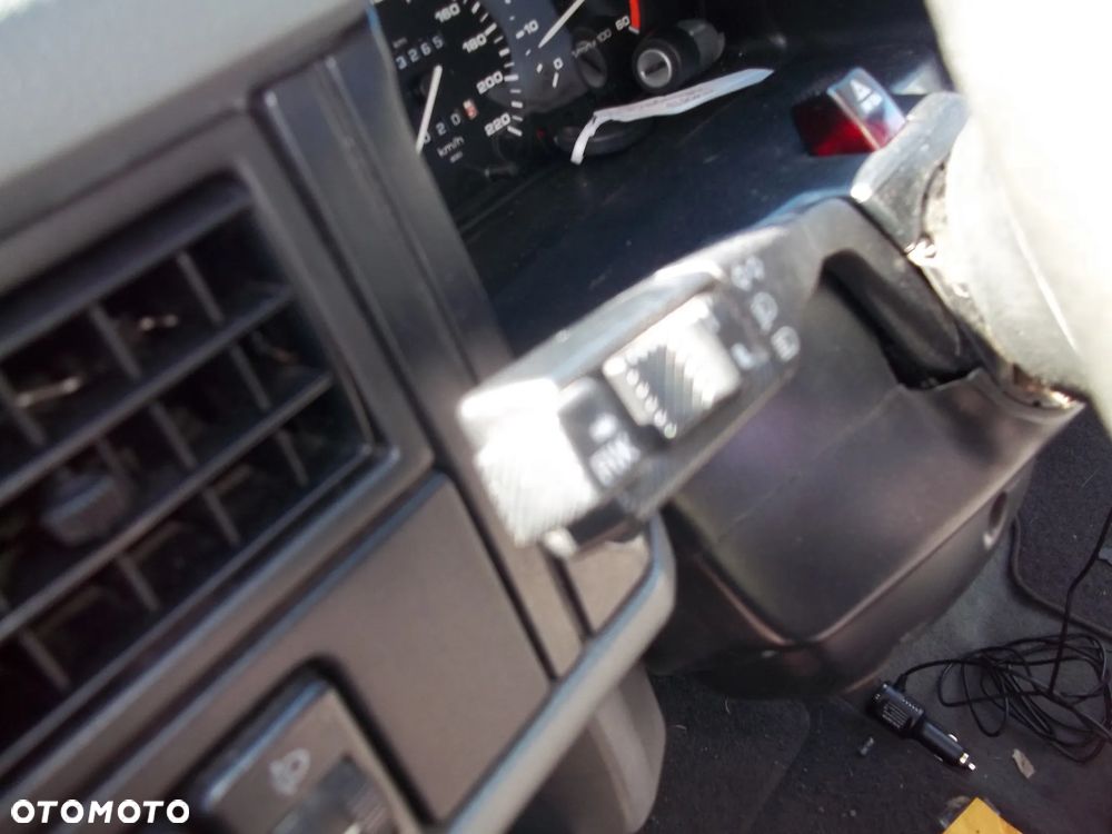 Volkswagen Multivan - 10