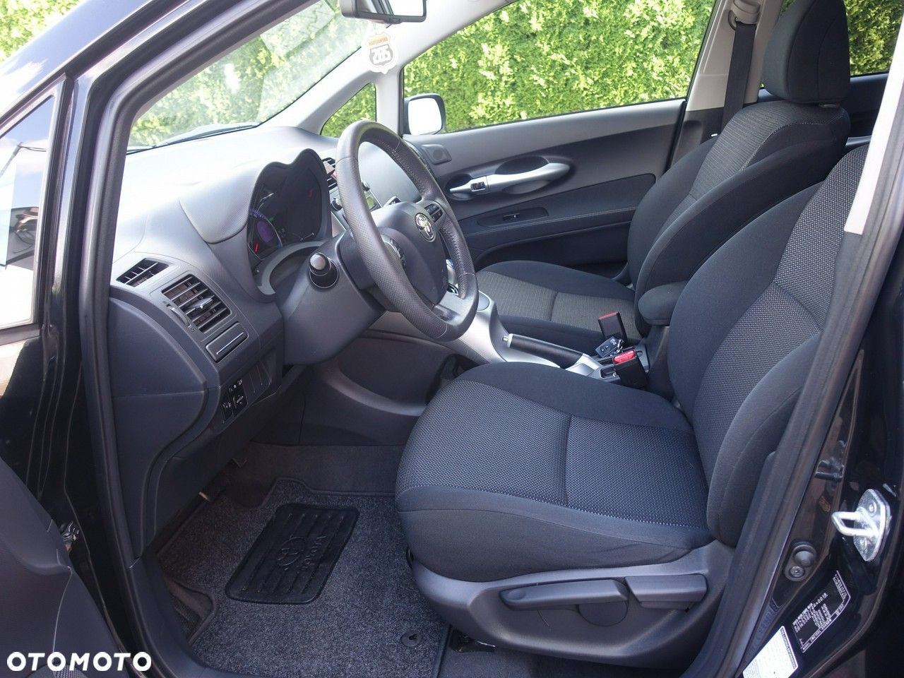 Toyota Auris - 8