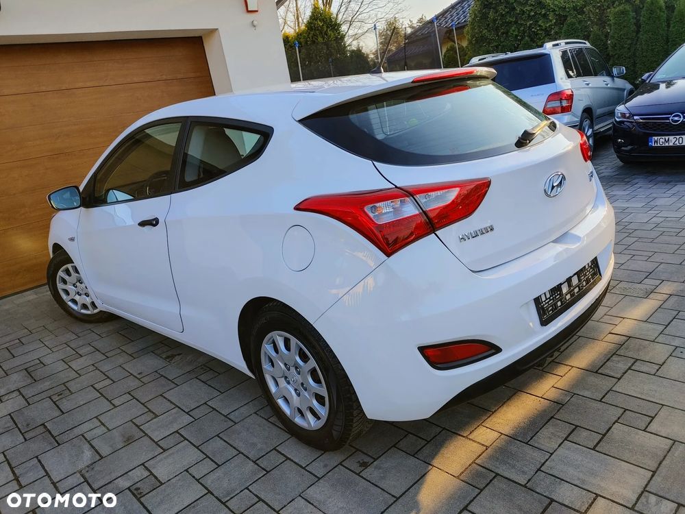 Hyundai i30 1.4 Classic - 4