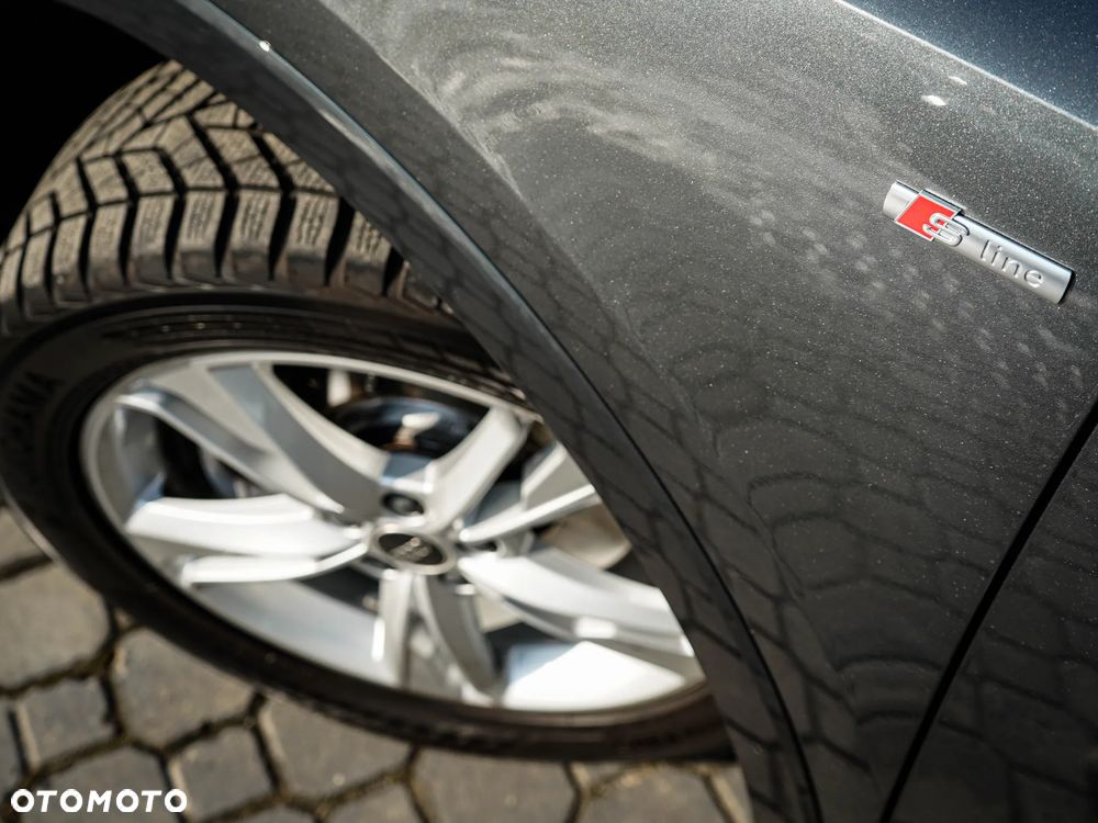 Audi Q3 40 TFSI Quattro S-Line S tronic - 9