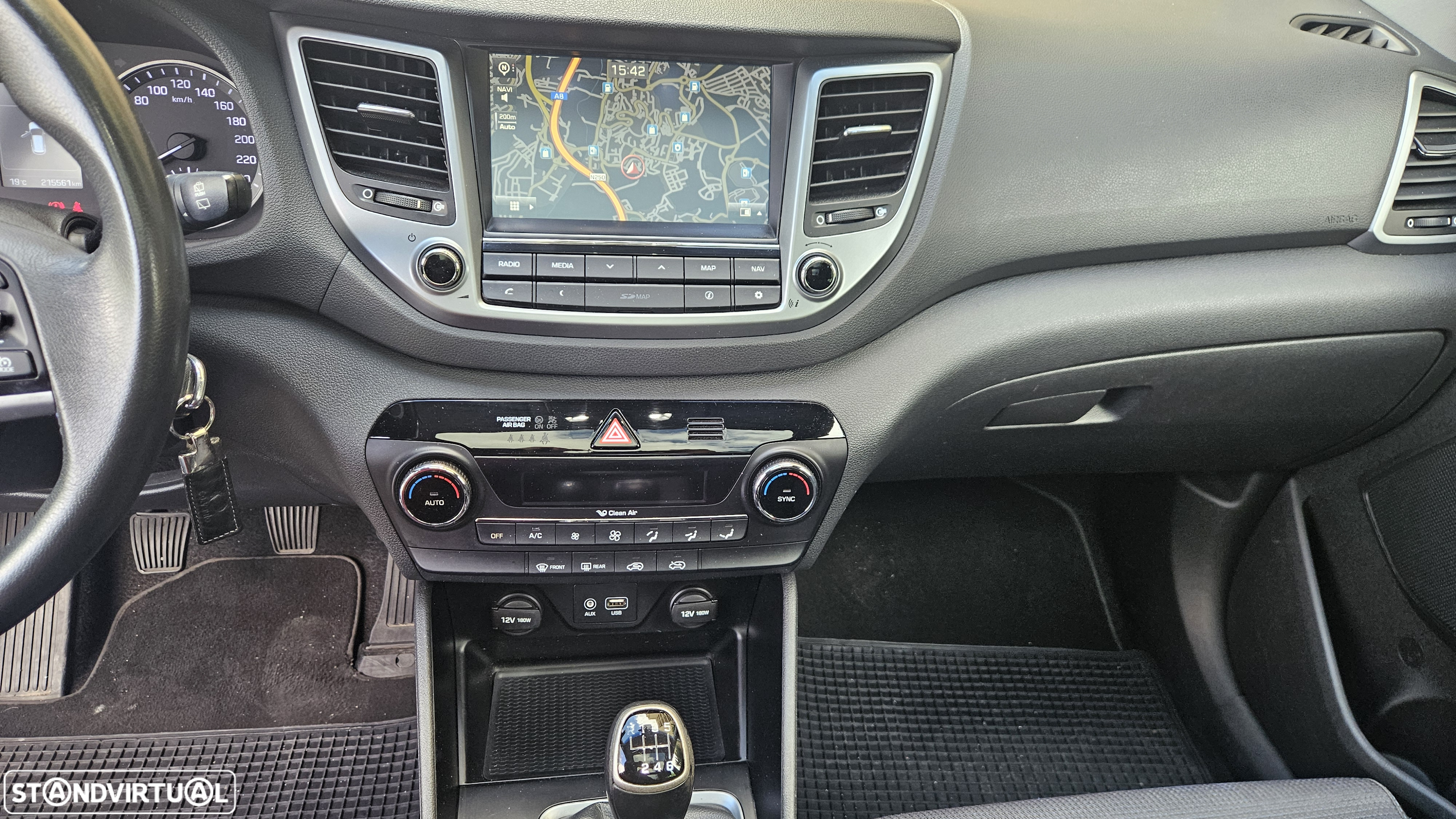 Hyundai Tucson 1.7 CRDi Premium - 20