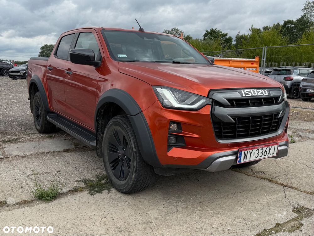 Isuzu D-MAX - 1