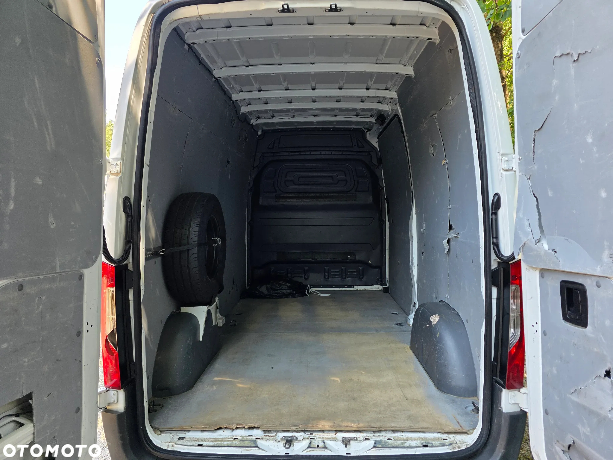 Mercedes-Benz SPRINTER - 20
