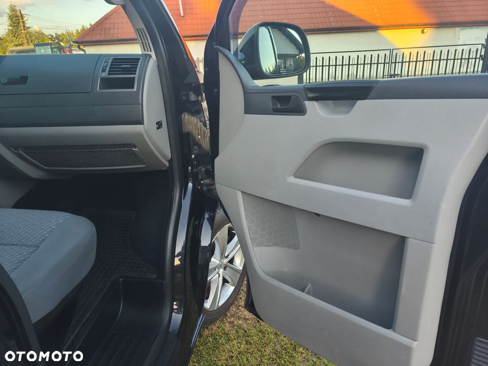 Volkswagen Transporter - 27