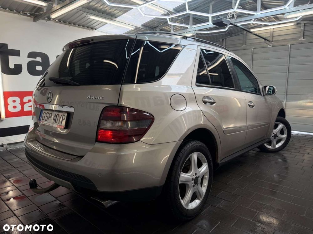 Mercedes-Benz ML - 31