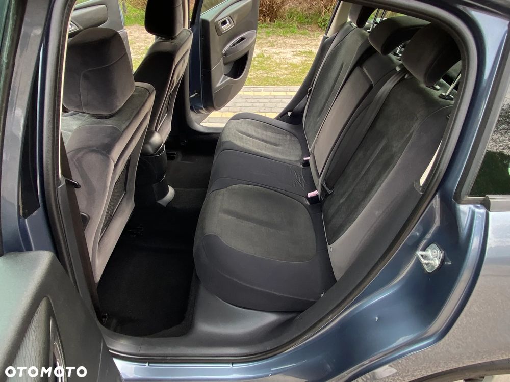 Citroën C4 1.6 16V Exclusive - 31