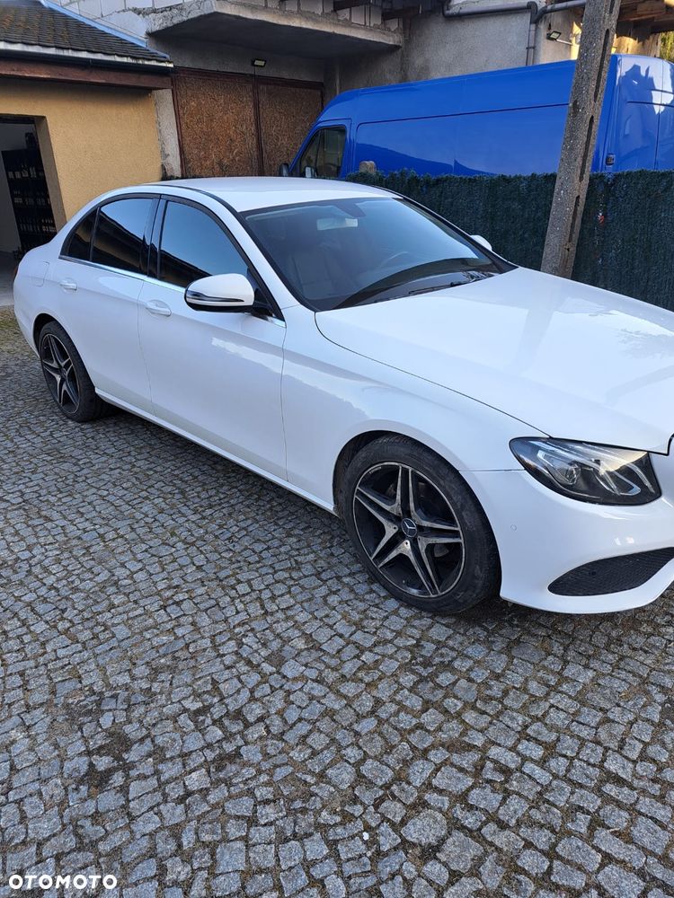 Mercedes-Benz Klasa E - 4