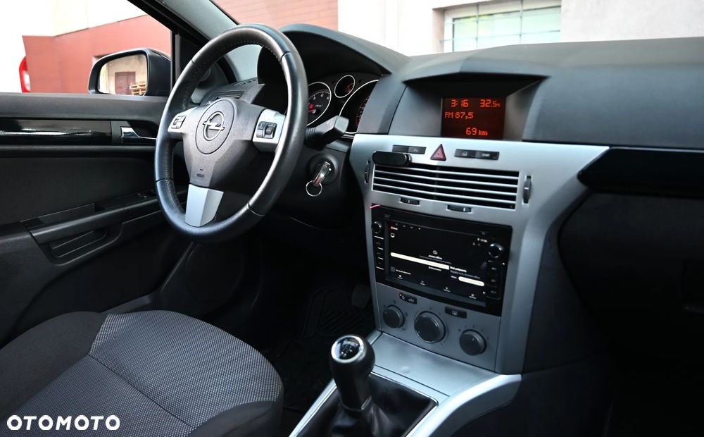 Opel Astra - 24