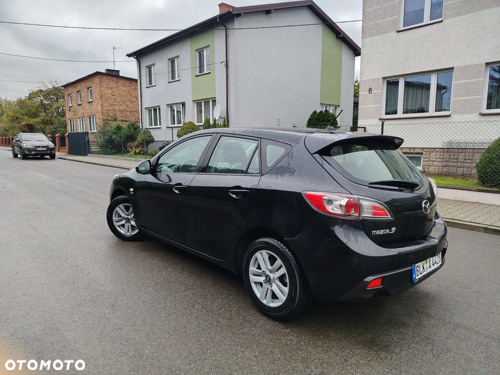Mazda 3 2011 photo 5