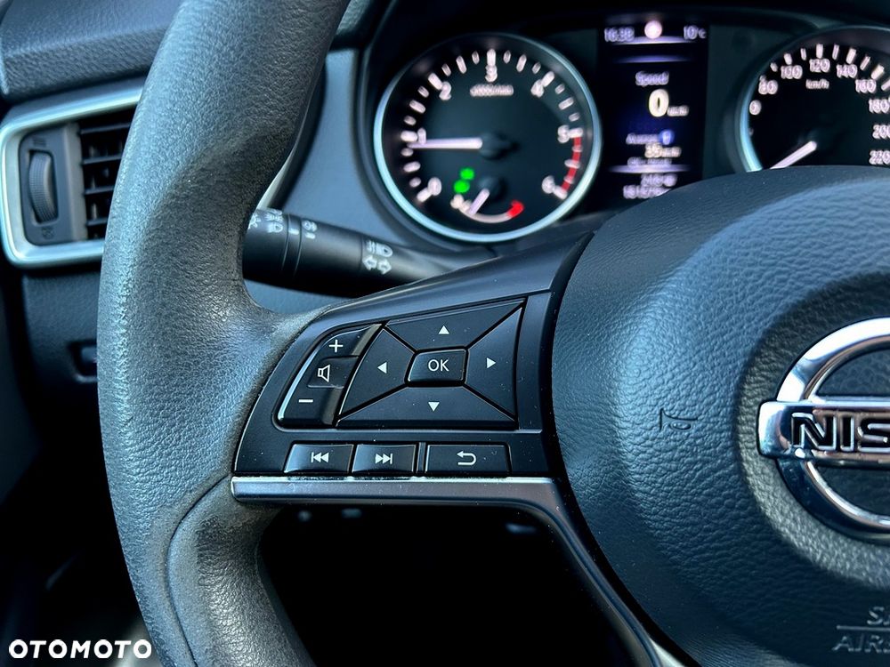 Nissan Qashqai - 22