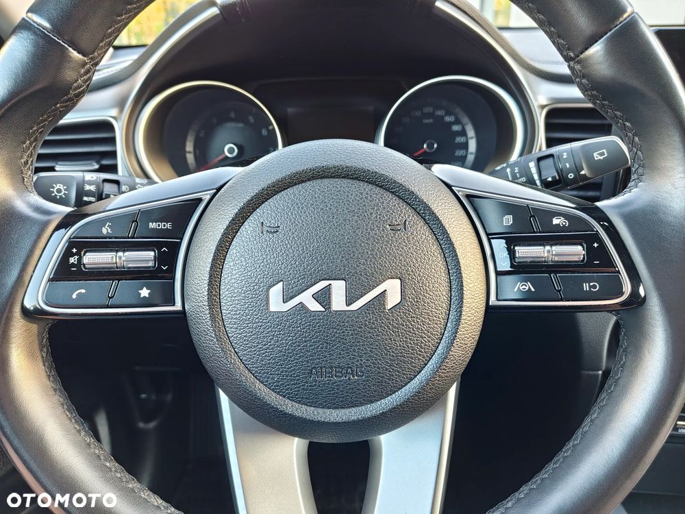 Kia Ceed 1.5 T-GDI M - 7