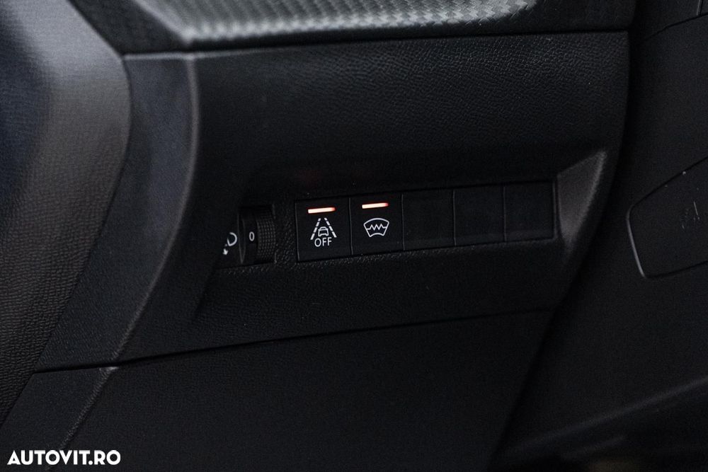 Peugeot 2008 PureTech 130 Allure Pack - 28