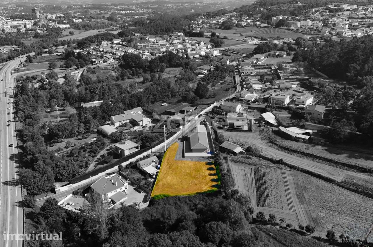 Terreno urbano Couto (S. Miguel), Santo Tirso - Grande imagem: 4/16
