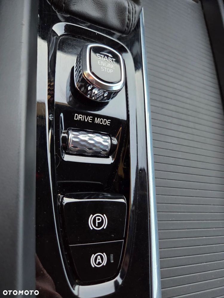 Volvo V60 D3 Momentum Pro - 27